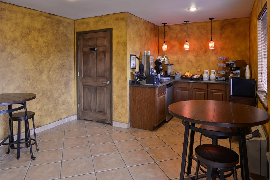 Americas Best Value Inn And Suites Little Rock Servizi foto