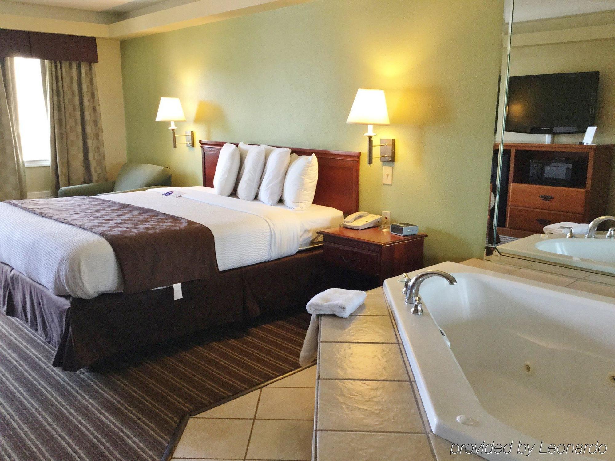 Americas Best Value Inn And Suites Little Rock Esterno foto