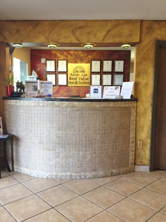 Americas Best Value Inn And Suites Little Rock Esterno foto