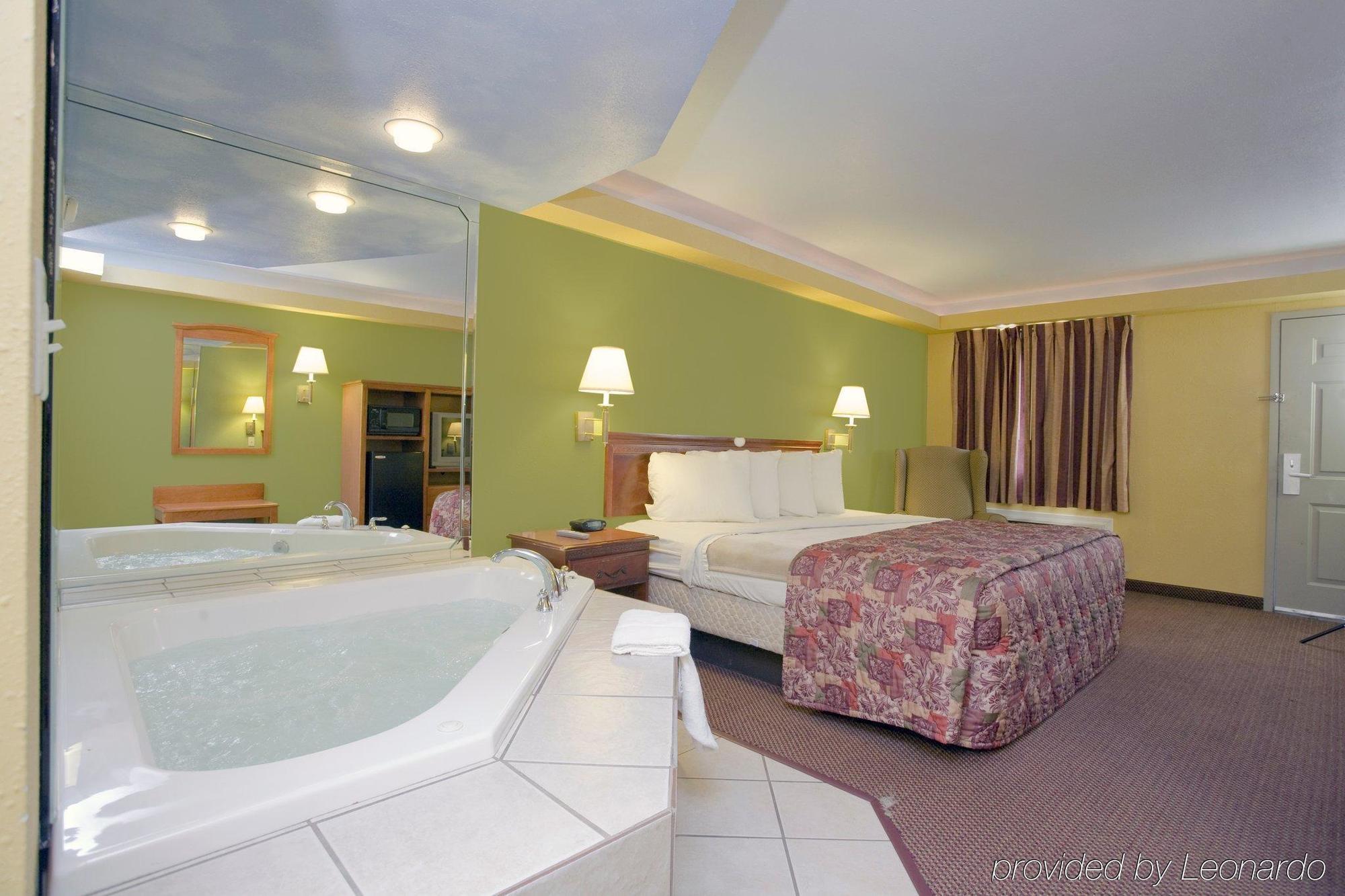 Americas Best Value Inn And Suites Little Rock Camera foto