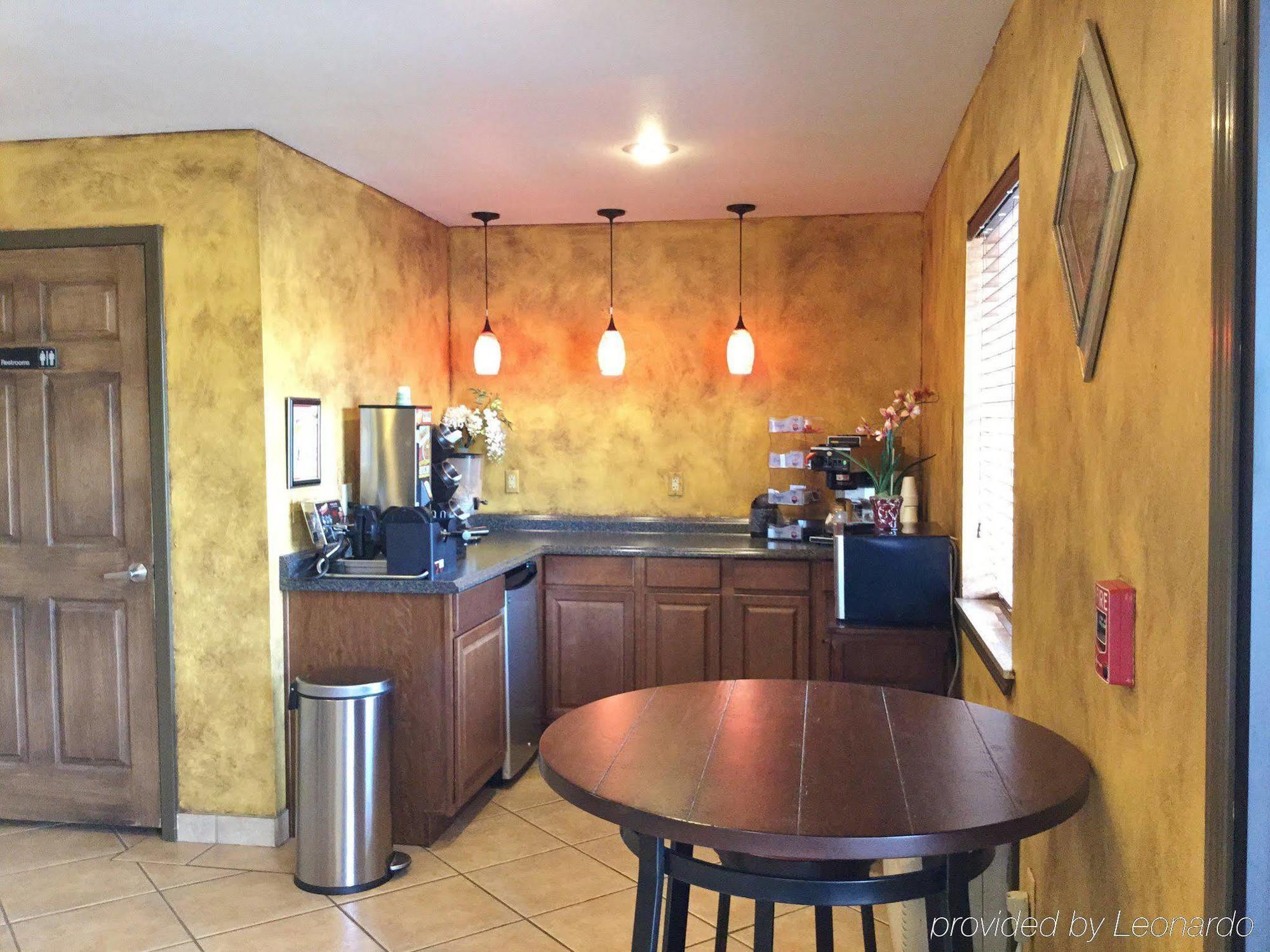 Americas Best Value Inn And Suites Little Rock Esterno foto
